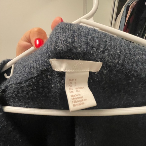 H&M Long Sweater Cardigan - Picture 2 of 3